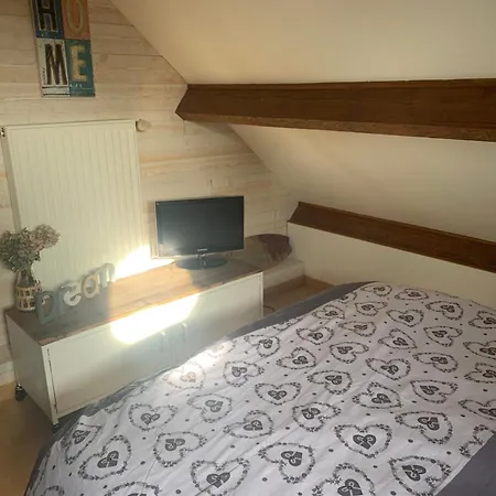 D Hôtes Proche Pôle Européen * Yvré-lʼÉvêque