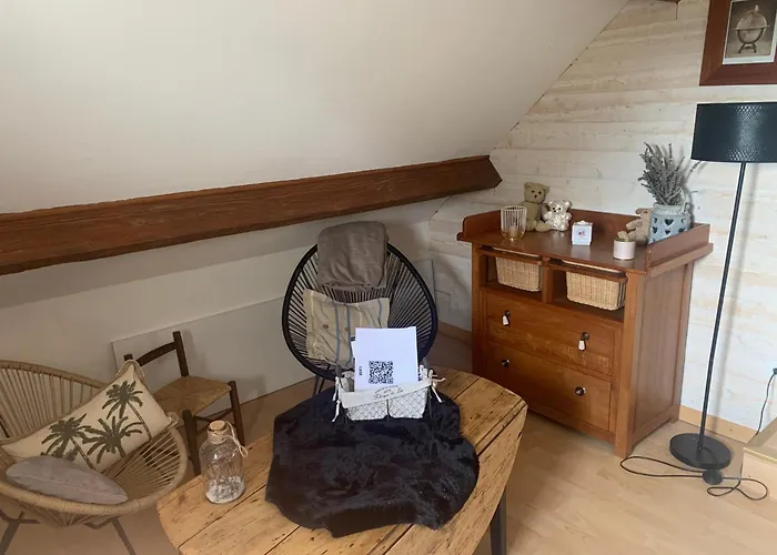 D Hotes Proche Pole Europeen * Yvré-lʼÉvêque